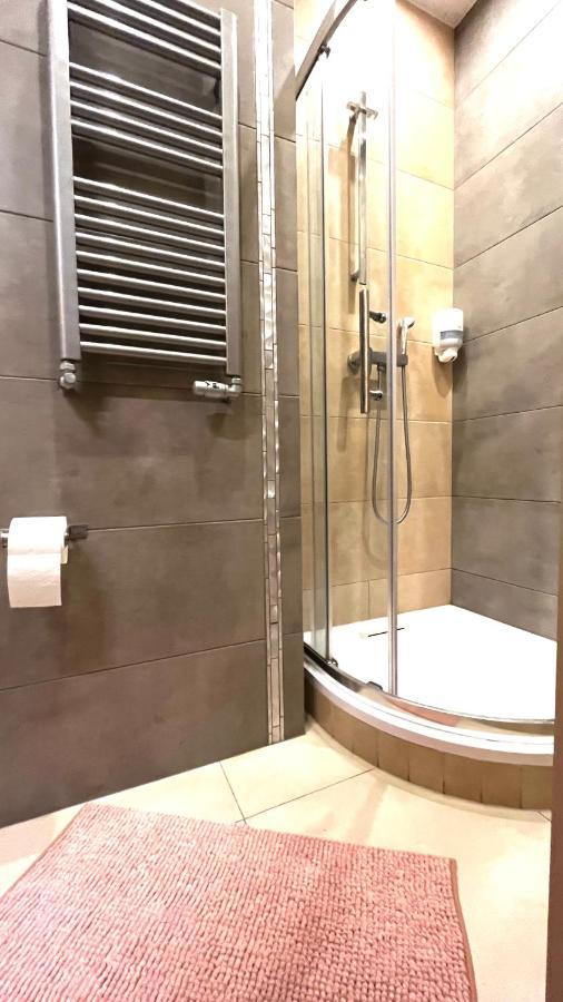 Single Studio In City Center Krasków Eksteriør bilde